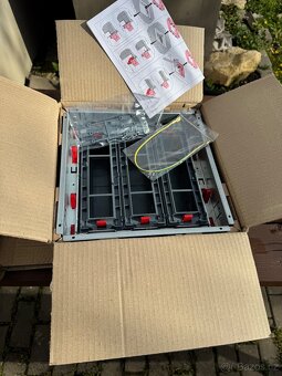 Legrand zásuvkový box - 2