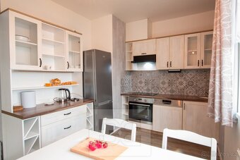 Pronájem byty 2+kk, 57 m2 - Praha - Dolní Měcholupy - 2