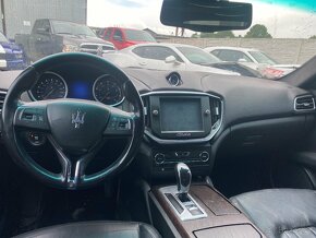 Maserati Ghibli v6 TwinTurbo model q4 - 2