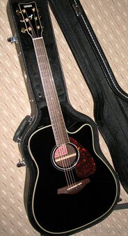 Prodám elektroakustickou kytaru YAMAHA FGX 730 SC BLACK - 2