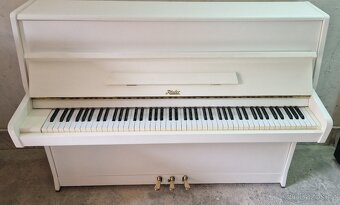Bílé piano Rösler - Petrof - Renner z roku 1990 - 2