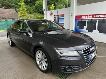 Audi A7 3.0 TDI quattro S tronic Sportback - 2