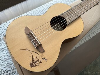 Ortega RGL5E - Elektroakustické kytarové ukulele / kytarlele - 2