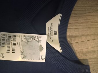 Nový svetr H&M s výstřihem do "V" vel 134/140 - 2