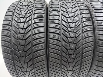 Zimní pneu 245/35/20+255/35/20 Hankook - 2