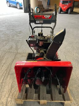 sněžná fréza MTD E 74O F 80/66 - 2