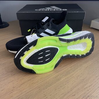 Adidas Ultraboost 22 velikost 44 - 2