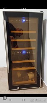 dvouzónovou vinotéku HumiBox - 2
