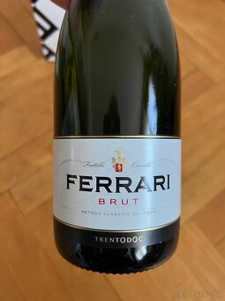 Ferrari Brut Gift Box šumivé víno - 2