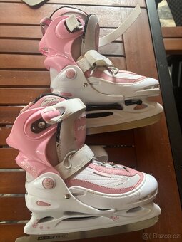 Dětské brusle vel 30-33 nastavitelné - 2