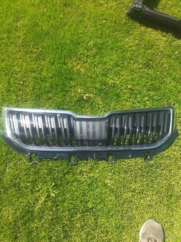 Škoda Karoq maska - 2