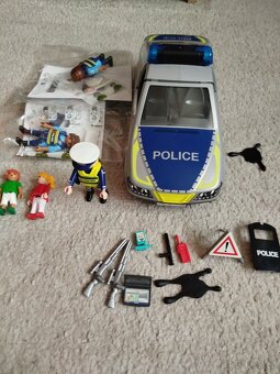 Policejní auto - 2