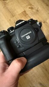Olympus E-M1 II + HLD-9 + Voigtländer 25mm f/0,95 Nokton - 2