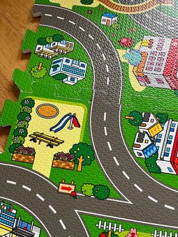 Dětská podložka na hraní, pěnove puzzle autodráha - 2