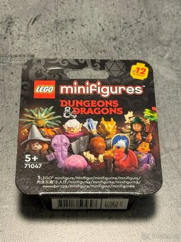 LEGO CMF Dungeons & Dragons 71047 - Dragonborn Paladin - 2