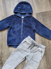 Plyšová mikina H&M a džíny Reserved pro kluka 2-3 let - 2