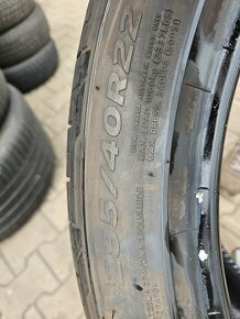 285/40 R22 Hankook DOT22 - 2