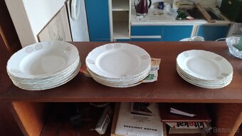 Prodám porcelánový servis - 2