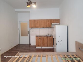 Pronájem bytu 1+kk 30 m Praha 9 Libeň. - 2
