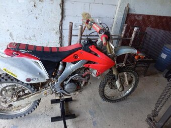 Honda crf 250r 2008 - 2