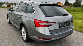 Superb 163Ps FULL LED m.2020 7st.DSG Kamera - 2