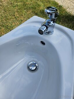 Bidet JiKA s baterii Sanimix - 2