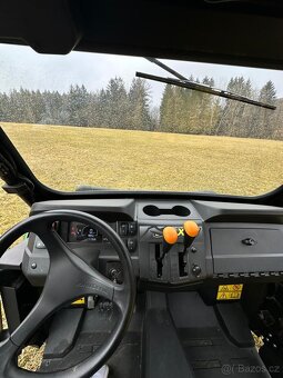 Užitkové vozidlo JOHN DEERE GATOR XUV 590M - 2