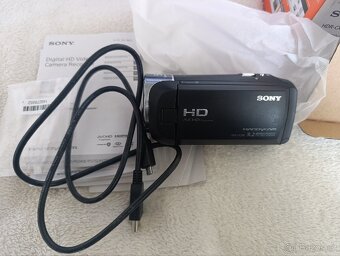 Videokamera Sony HDR-CX240E - 2
