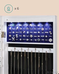Nová závěsná šperkovnice se zrcadlem a led osvětlením - 2