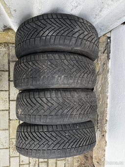 Alu kola BMW zimní Vredestein 205/55 R16 - 2
