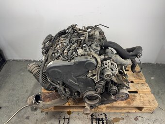 Kompletní motor 2,0TDI CJCB Audi A4 B8 - 2