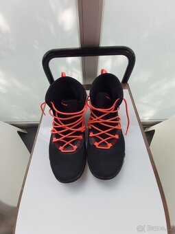 Boty UNDER ARMOUR-SC 3Zero II Nové tenisky - 2