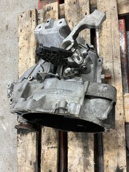 Převodovka typ LHX 6 rychl. - 2