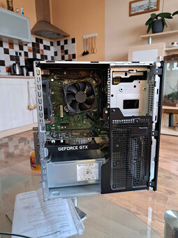HP Pavilion Gaming TG01-0032nc - 2