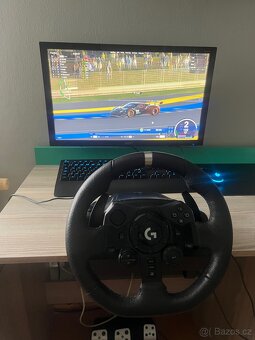 Herní volant Logitech G923 - 2