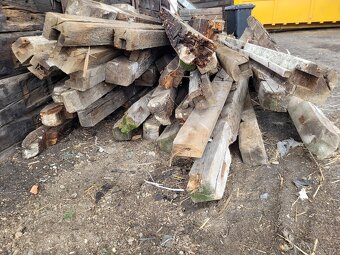 Dřevěné trámy - 2