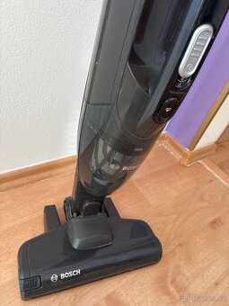 Tyčový vysavač Bosch - 2