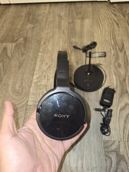 Sony MDR-RF810RK - 2