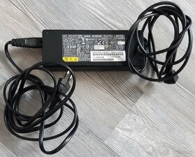 Nabíječka Fujitsu + Dock stanice - 2