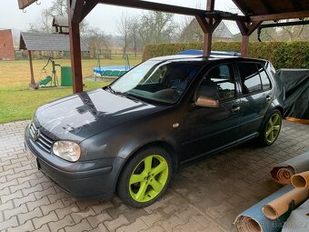 VW Golf 4 - 2