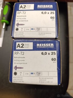 Vruty do plechové střechy - 2