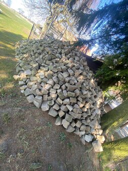 Dlažební kostky 250 Kč/m2 - 2