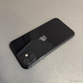 iPhone 11 64GB pěkný stav, 12 měsíců záruka - 2