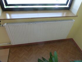 Panelové radiátory - velice zachovalé - 2