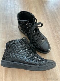 Kotníčkové boty Geox vel. 32 - 2