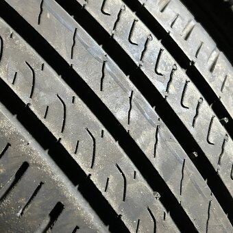 Letní pneu 205/55 R17 95V XL Barum 5-5,5mm - 2