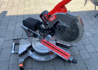 Milwaukee M18 FMS305-121 pokosová akupila 305mm - 2