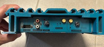 Zesilovač do auta vhodný pro subwoofer - 2