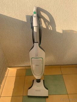 Vysavač Vorwerk VK200 s elektrickým kartáčem EB400 - 2