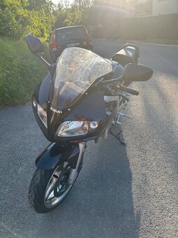 Silniční motorka Suzuki Sv 650 S - 35 kw A2 - 2